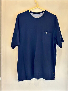 Tommy Bahama Solid Marlin Pocket T-Shirt Blue Large